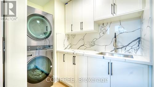 4608 Trent Trail, Severn, ON - Indoor Photo Showing Laundry Room