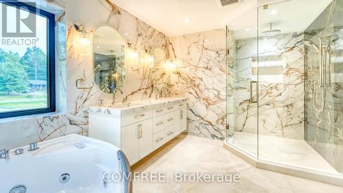 4608 Trent Trail, Severn, ON - Indoor Photo Showing Bathroom