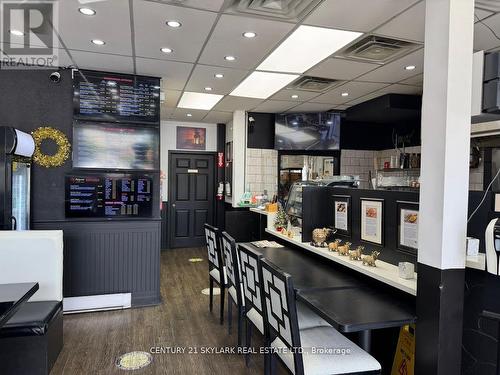 2 - 92 Simcoe Street N, Oshawa, ON 