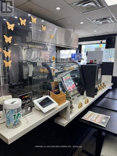 2 - 92 Simcoe Street N, Oshawa, ON 