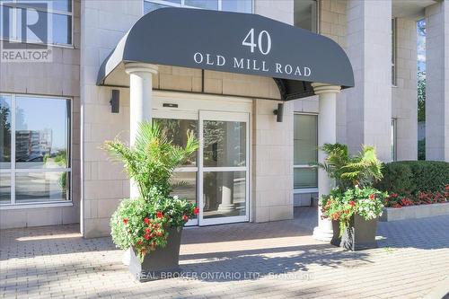 804 - 40 Old Mill Road, Oakville, ON - Outdoor