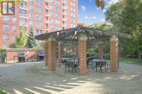 804 - 40 Old Mill Road, Oakville, ON - Outdoor