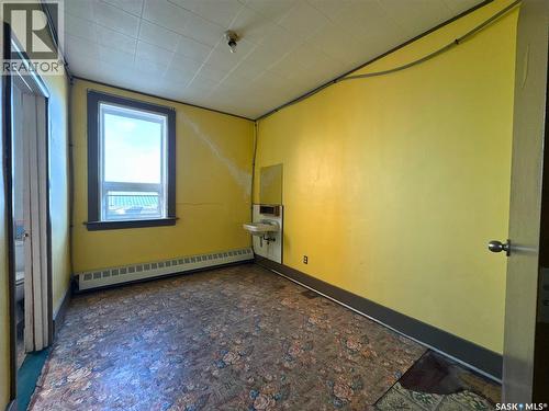 101 B Avenue E, Wynyard, SK 