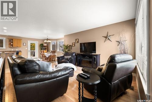 18 Frederick Street, North Qu'Appelle Rm No. 187, SK - Indoor Photo Showing Living Room
