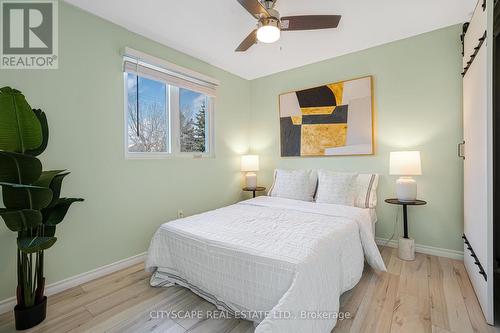 864 Cabot Trail, Milton, ON - Indoor Photo Showing Bedroom