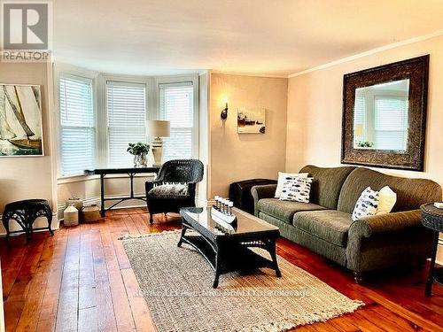 cozy living room - 62 West Street, Port Colborne (Sugarloaf), ON - Indoor Photo Showing Living Room