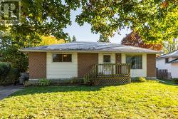 69 THORNCLIFFE DRIVE  Belleville (Belleville Ward), ON K8P 4M1
