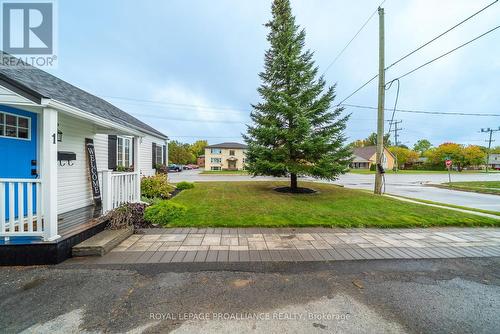 1 Kerr Crescent, Quinte West (Trenton Ward), ON - Outdoor