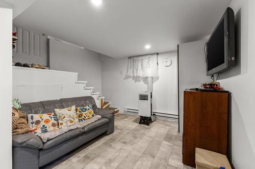 Intergénération - 1961 Rue De Coblence, Laval (Vimont), QC - Indoor Photo Showing Other Room