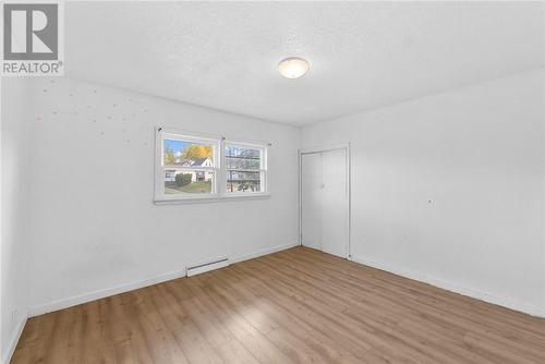 381 Leslie Street, Sudbury, ON - Indoor Photo Showing Other Room