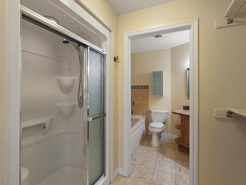 207 114 Regency Park Drive, Halifax, NS 