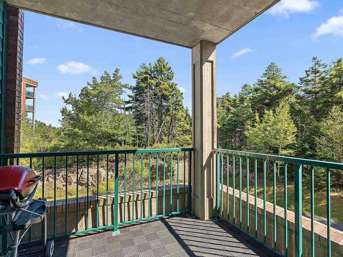 207 114 Regency Park Drive, Halifax, NS 