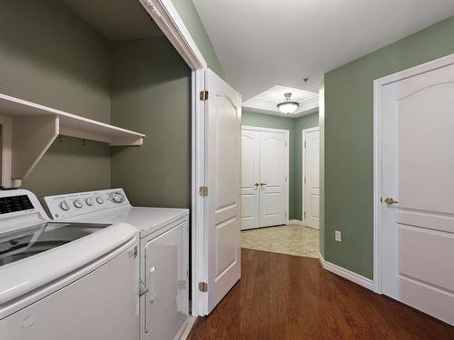 207 114 Regency Park Drive, Halifax, NS 