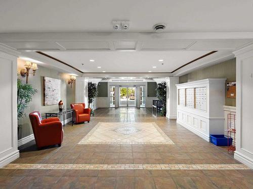 207 114 Regency Park Drive, Halifax, NS 