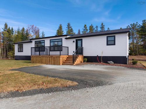 6 Pebble Lane, West St Andrews, NS 
