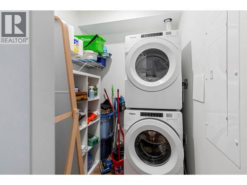 615 Rutland Road N Unit# 309, Kelowna, BC - Indoor Photo Showing Laundry Room