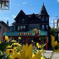 182 DUPONT STREET  Toronto, ON M5R 2E6