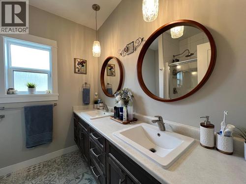 Ensuite - 457 4 Th Street, Vernon, BC - Indoor Photo Showing Bathroom