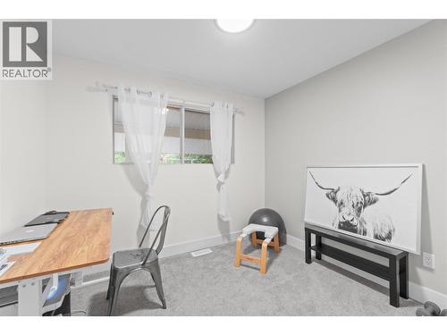 3091 28 Avenue Ne, Salmon Arm, BC - Indoor