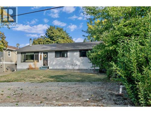 3091 28 Avenue Ne, Salmon Arm, BC - Outdoor