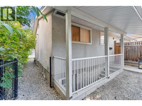 3091 28 Avenue Ne, Salmon Arm, BC - Outdoor With Exterior