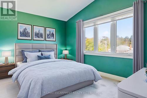 2510 Donnavale Drive, Mississauga, ON - Indoor Photo Showing Bedroom