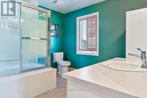 2510 Donnavale Drive, Mississauga, ON - Indoor Photo Showing Bathroom