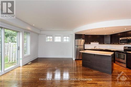 140 Montauk Pvt, Ottawa, ON - Indoor Photo Showing Kitchen
