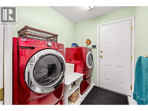 1160 Kneller Court, Kelowna, BC - Indoor Photo Showing Laundry Room