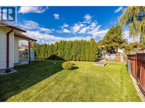 1160 Kneller Court, Kelowna, BC - Outdoor