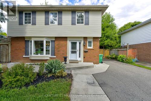 17 EVESHAM CRESCENT  Brampton, ON L6T 3R9