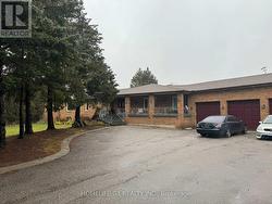 8 ROSEGARDEN DRIVE  Brampton, ON L6P 0E6