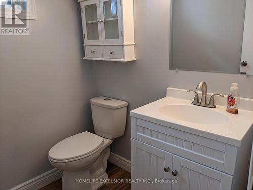 1478 Simcoe Street N, Oshawa, ON - Indoor Photo Showing Bathroom