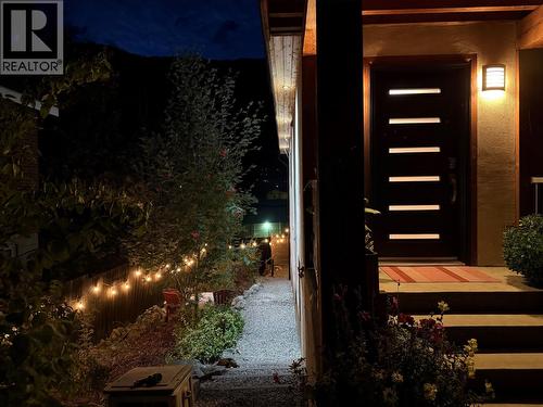 1211 Front Street, Nelson, BC - 