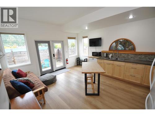 Suite - 1211 Front Street, Nelson, BC - Indoor