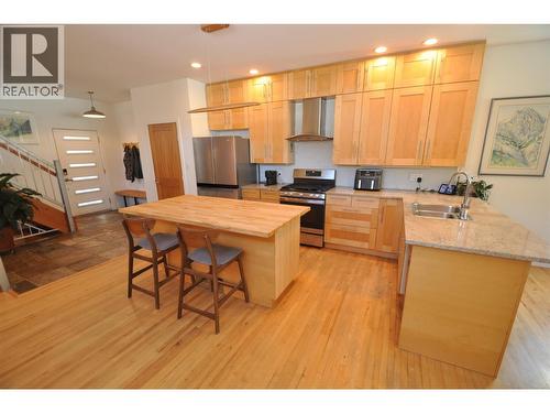 1211 Front Street, Nelson, BC - Indoor Photo Showing Kitchen With Double Sink