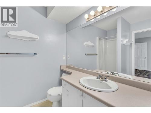 2241 Majoros Road, West Kelowna, BC - Indoor Photo Showing Bathroom
