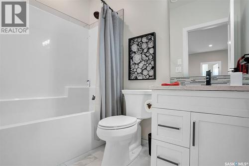 4244 Elderberry Crescent E, Regina, SK - Indoor Photo Showing Bathroom