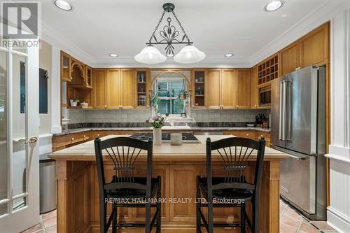 59 Centre Street W, Richmond Hill, ON - Indoor Photo Showing Kitchen