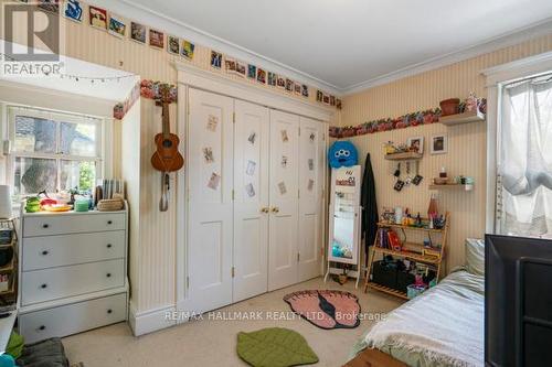 59 Centre Street W, Richmond Hill, ON - Indoor Photo Showing Bedroom