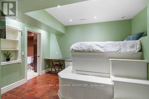 59 Centre Street W, Richmond Hill, ON - Indoor