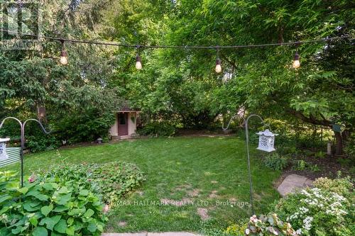 59 Centre Street W, Richmond Hill, ON - Outdoor