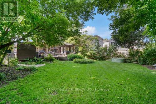 59 Centre Street W, Richmond Hill, ON - Outdoor