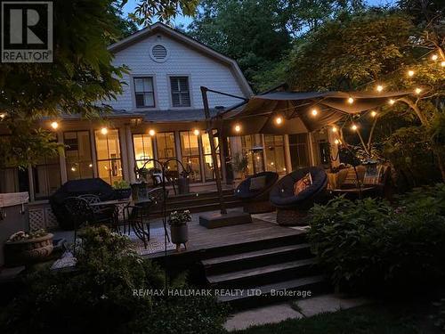 59 Centre Street W, Richmond Hill, ON - Outdoor With Deck Patio Veranda