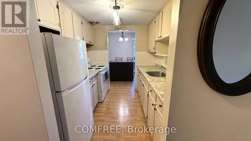207 - 184 Eighth Street, Collingwood, ON - Indoor Photo Showing Kitchen