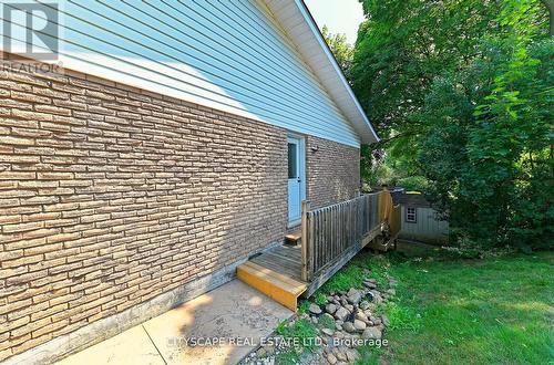 354 Plains Road W, Burlington, ON - Outdoor