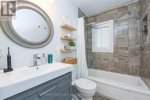 570 Exbury Crescent, Mississauga, ON - Indoor Photo Showing Bathroom