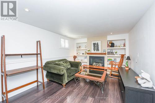 570 Exbury Crescent, Mississauga, ON - Indoor Photo Showing Living Room With Fireplace