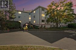 107 - 318 LORRY GREENBERG DRIVE  Ottawa, ON K1T 2R5