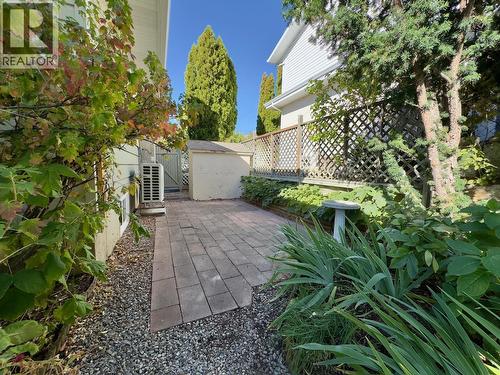 1556 Duncan Avenue E, Penticton, BC - Outdoor